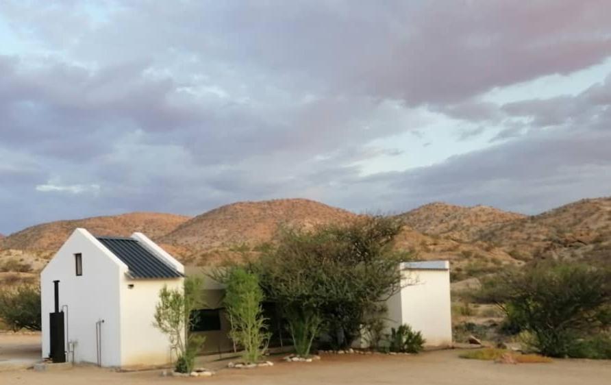 Achab Self Catering Tent Usakos Zewnętrze zdjęcie